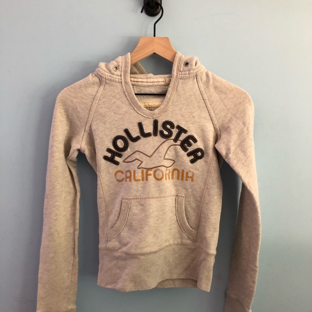 Hollister sweatshirt